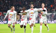 星空体育-RB莱比锡主场告负，错失冲击榜首机会