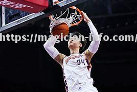 进攻组织齐心协力,助球队斩获胜利 进攻组织齐心协力,助球队斩获胜利